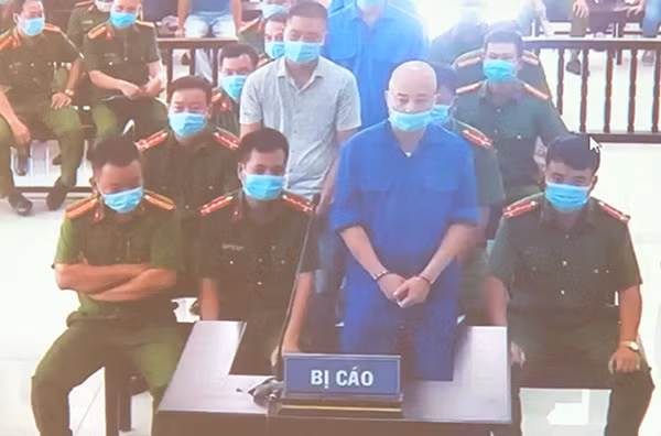 Bị cáo Nguyễn Xuân Đường. Bị cáo Nguyễn Xuân Đường.