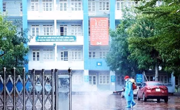 Hưng Yên tăng cường các biện pháp phòng ngừa dịch COVID-19. Hưng Yên tăng cường các biện pháp phòng ngừa dịch COVID-19.