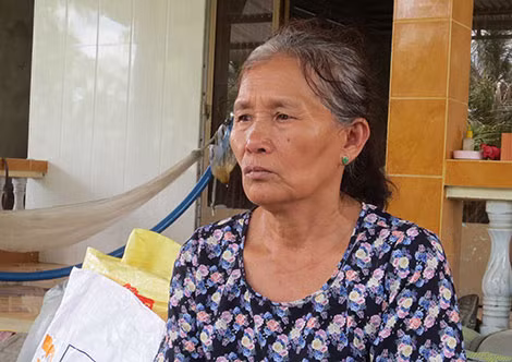 Bà Điểu luôn khóc khi nhớ về con gái.