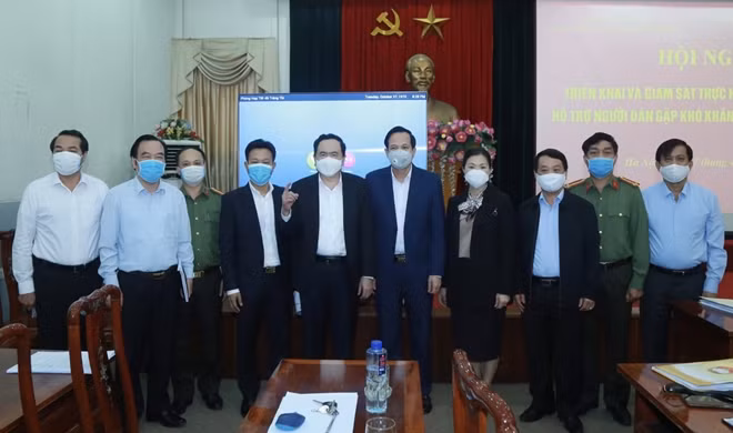 Các đại biểu tại Hội nghị trực tuyến.