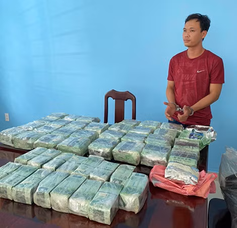 Ma túy thu giữ khi khám xét nơi ở của Nguyễn Văn Hòa ở quận Ô Môn, TP. Cần Thơ.