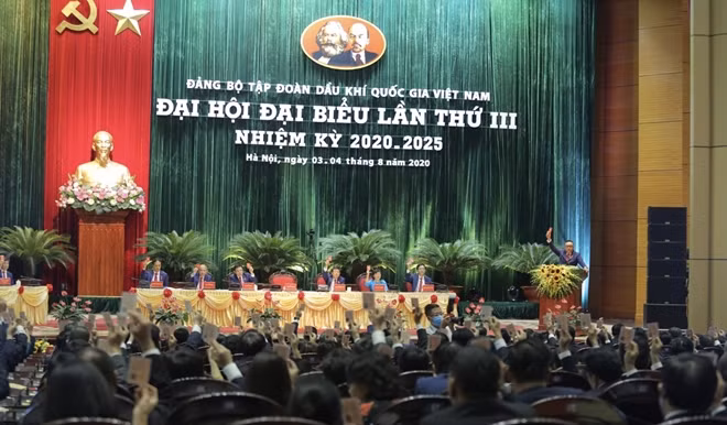 Biểu quyết tại Đại hội.