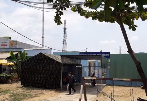 Khu cách ly đặt tại Trung tâm Dạy nghề - giáo dục thường xuyên Nhà Bè.