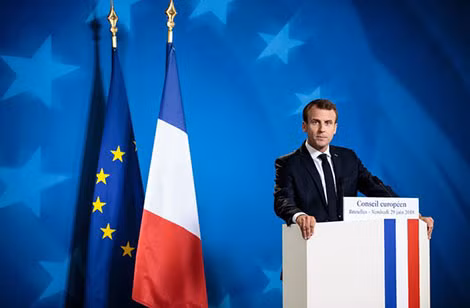 Tổng thống Emmanuel Macron muốn Pháp thay đổi tư duy để trở thành đầu tàu của “lục địa già”, giúp EU không còn phải dựa vào Mỹ.
