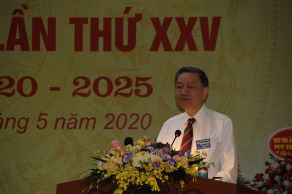 Đồng chí Đại tướng Tô Lâm phát biểu tại Đại hội.