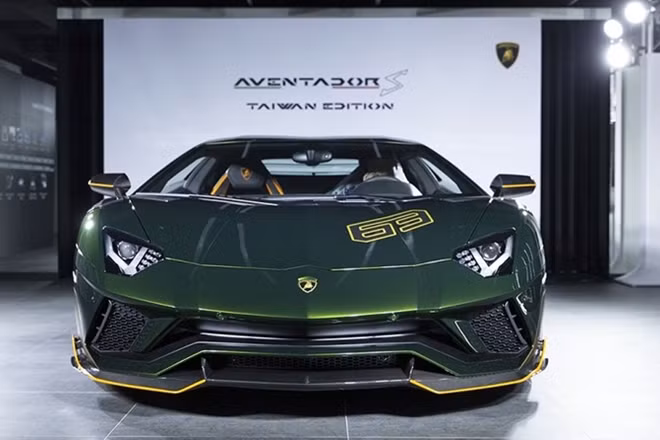 Siêu xe Lamborghini Aventador S Taiwan Edition dành riêng cho thị trường Đài Loan.