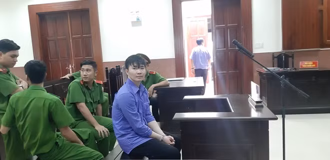 Võ Minh Thắng tại tòa ngày 14/8