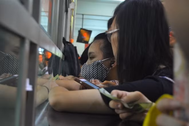 Mua được vé ngày này rất khó khăn.