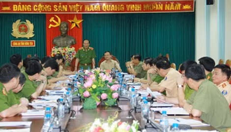 Thứ trưởng Lê Quý Vương phát biểu chỉ đạo tại buổi làm việc.