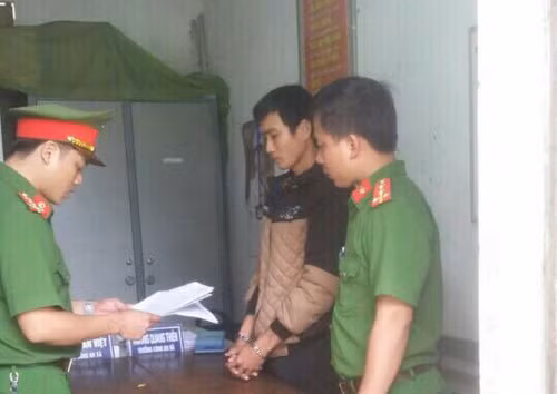 Cơ quan điều tra đọc lệnh bắt giữ Hoàng Xuân Hải