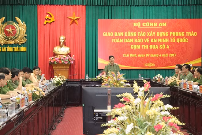 Thứ trưởng Nguyễn Văn Sơn phát biểu tại buổi giao ban công tác