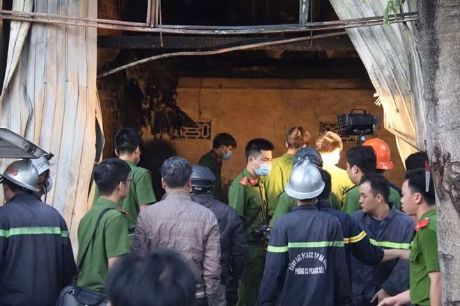 Lực lượng chức năng đang điều tra làm rõ vụ việc.
