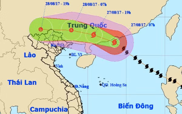 Bão số 7 di chuyển kinh ngạc.