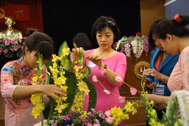 Các đội tham gia dự thi