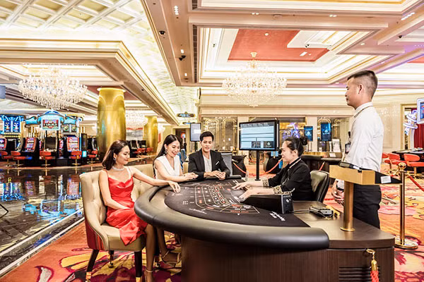 Corona Casino đẳng cấp 5 sao đầu tiên cho người Việt góp phần tạo nên hệ sinh thái đa trải nghiệm của Phú Quốc United Center.