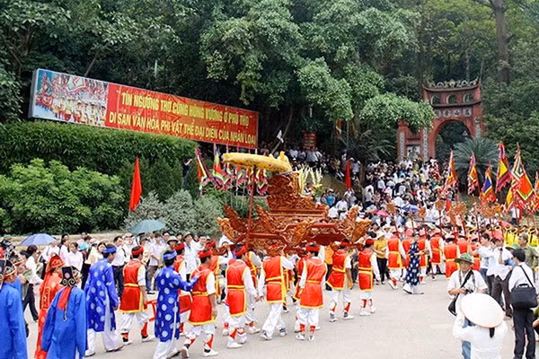 Lễ hội Đền Hùng.