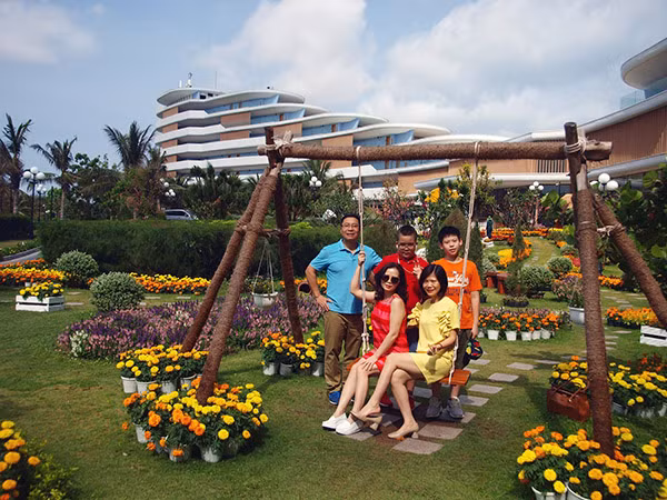 FLC Quy Nhơn là một trong những điểm đến hấp dẫn trong dịp Tết (Ảnh:Huy Đoàn). FLC Quy Nhơn là một trong những điểm đến hấp dẫn trong dịp Tết (Ảnh:Huy Đoàn).