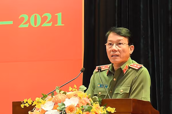 Thứ trưởng Lương Tam Quang phát biểu tại buổi giao ban Thứ trưởng Lương Tam Quang phát biểu tại buổi giao ban