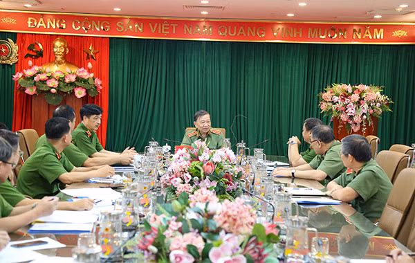 Bộ trưởng Tô Lâm chủ trì cuộc họp.