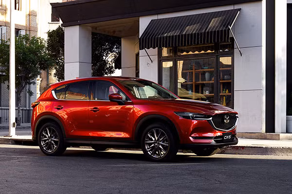 Sở hữu nhiều lợi thế giúp Mazda CX-5 “áp đảo” các đối thủ trong cuộc đua doanh số.