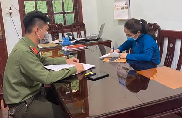 Hai trường hợp vừa bị cơ quan chức năng tiến hành triệu tập xử lý.