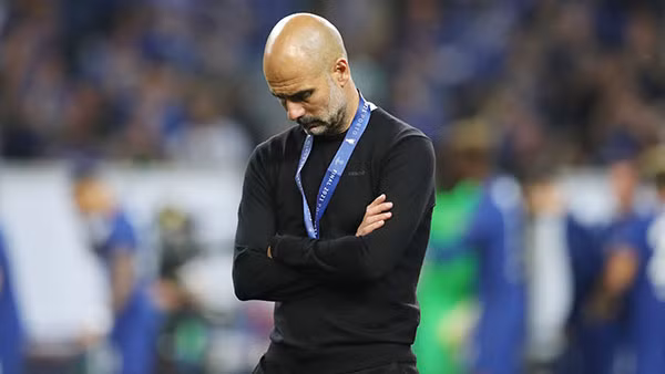 Pep Guardiola trả giá vì những suy nghĩ quá phức tạp.