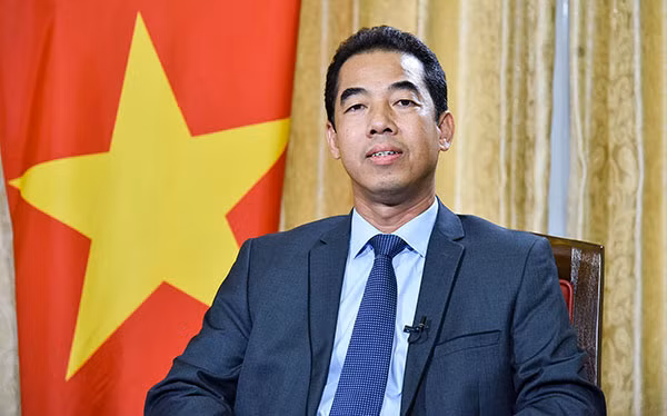 Thứ trưởng Ngoại giao Tô Anh Dũng.