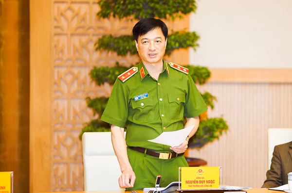 Thứ trưởng Nguyễn Duy Ngọc.