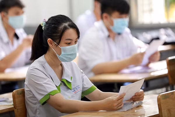Thí sinh dự thi kì thi tốt nghiệp Trung học Phổ thông năm 2021. Ảnh minh họa.