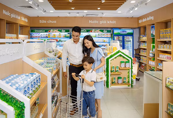 Vinamilk là thương hiệu được người tiêu dùng Việt Nam chọn mua nhiều nhất trong nhiều năm liền. Vinamilk là thương hiệu được người tiêu dùng Việt Nam chọn mua nhiều nhất trong nhiều năm liền.