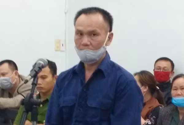 Bị cáo Nguyễn Hữu Thức tại tòa.
