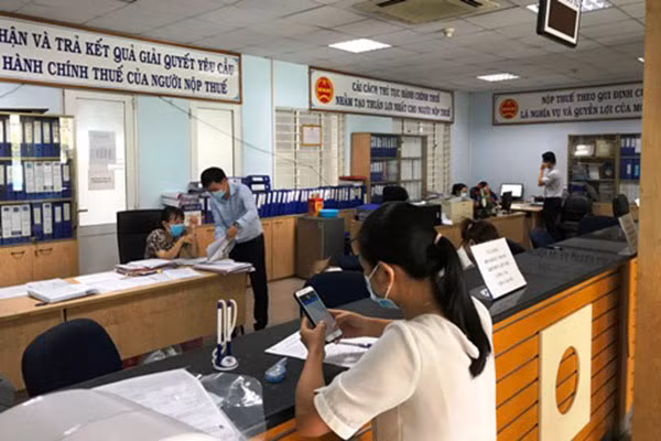 52,8% doanh nghiệp phải thương lượng với cơ quan Thuế. 52,8% doanh nghiệp phải thương lượng với cơ quan Thuế.