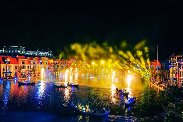 “Thành phố không ngủ” Grand World lung linh sắc màu ban đêm.