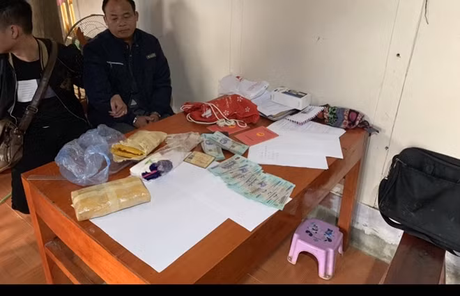 Các đối tượng bị bắt giữ.