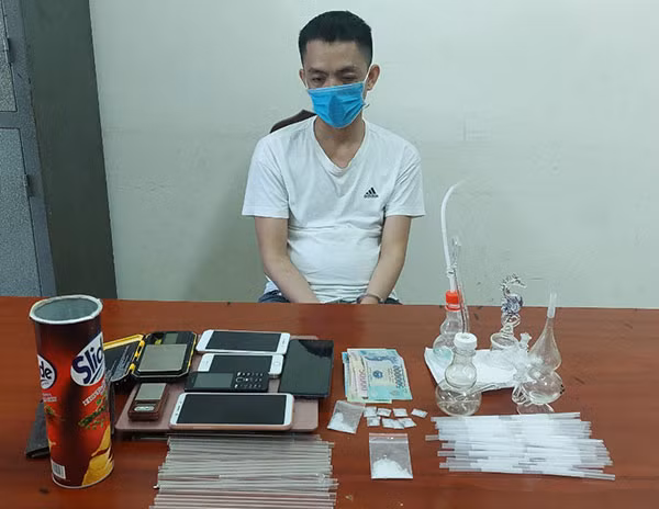 Đối tượng Bùi Bảo Kỳ… Đối tượng Bùi Bảo Kỳ…