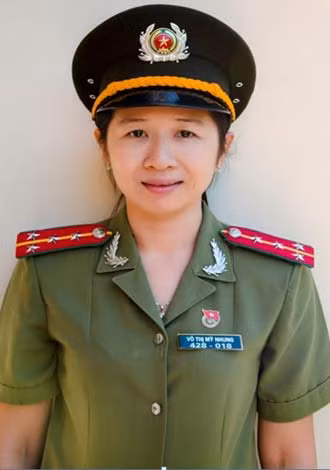 Đại úy Võ Thị Mỹ Nhung. Đại úy Võ Thị Mỹ Nhung.