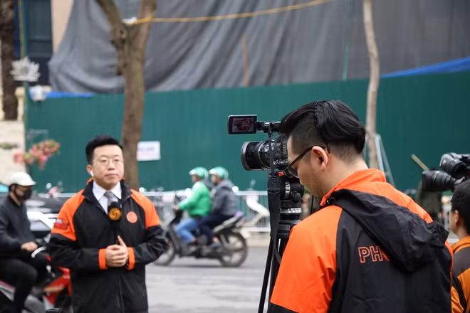 Theo nguồn tin Bộ Ngoại giao, gần 3.000 phóng viên nước ngoài và 550 phóng viên Việt Nam đã đăng ký tác nghiệp tại Hội nghị thượng đỉnh Mỹ - Triều lần thứ 2 diễn ra tại Hà Nội. Số lượng phóng viên tới Hà Nội lần này còn đông hơn cả số phóng viên tham gia đưa tin Tuần lễ cấp cao APEC Đà Nẵng 2017.