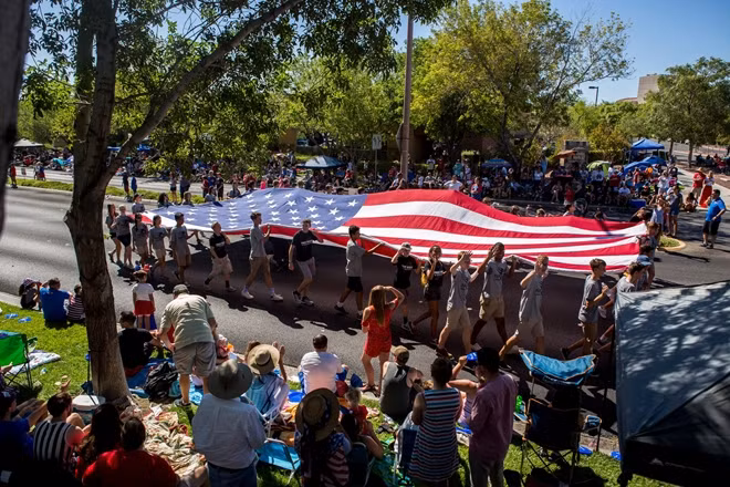 Một buổi tuần hành ở Las Vegas. Ảnh Nytimes