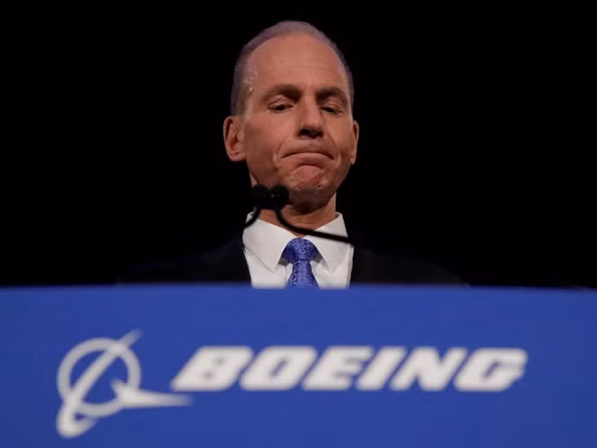 CEO của Boeing Dennis A. Muilenburg bị sa thải. Ảnh Reuters.
