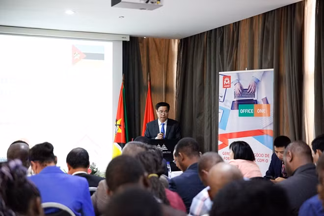 Đại diện đoàn doanh nghiệp Tỉnh Tuyên Quang tham luận tại sự kiện