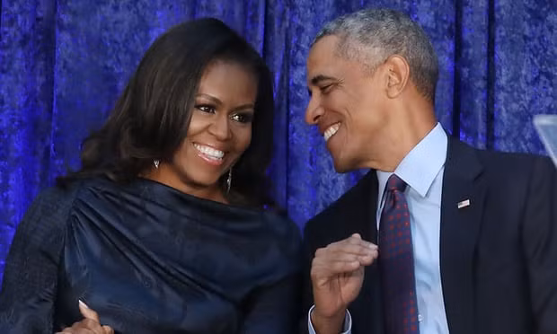 Bà Michelle Obama sẽ ra cuốn hồi ký vào tháng 11 này