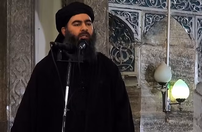 Baghdadi xuất hiện trong những video được ghi sẵn, từng chế nhạo người Mỹ. Ảnh Reuters.