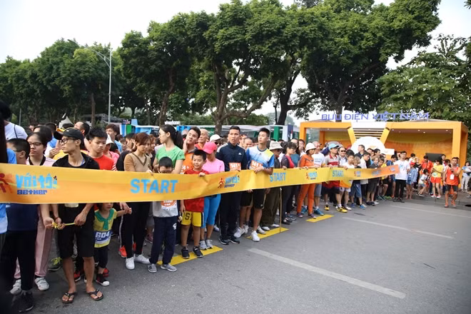Cuộc thi được tài trợ bởi Chương trình Sáng kiến Thủ lĩnh trẻ Đông Nam Á (YSEALI) thuộc Đại sứ quán Mỹ với đại sứ hình ảnh là Hoa hậu Việt Nam 2016 Đỗ Mỹ Linh.