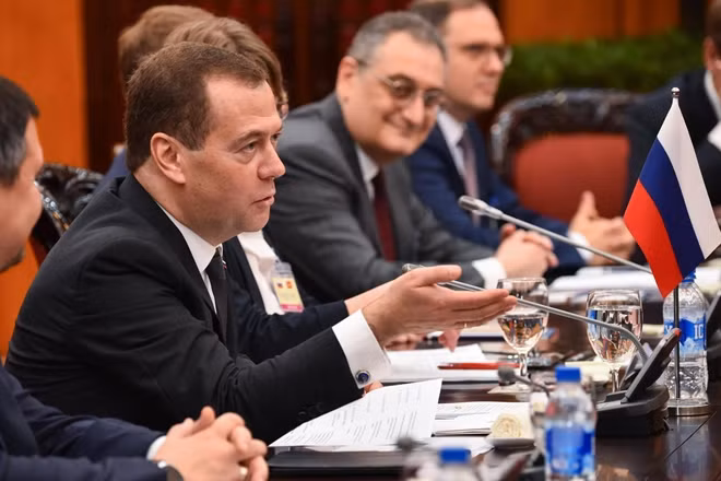 Thủ tướng Nga Medvedev phát biểu tại cuộc hội đàm.