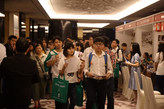 Sự kiện nhận được sự quan tâm của rất nhiều bạn trẻ có mong muốn du học tại Nhật Bản, một trong những nước có nền giáo dục tiên tiến và phát triển nhất châu Á và thế giới