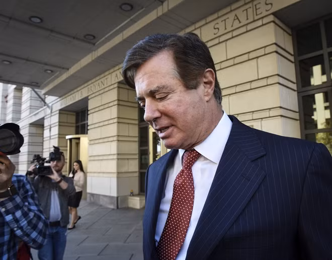 Ông Paul Manafort trước phiên tòa. Ảnh Washington Post.