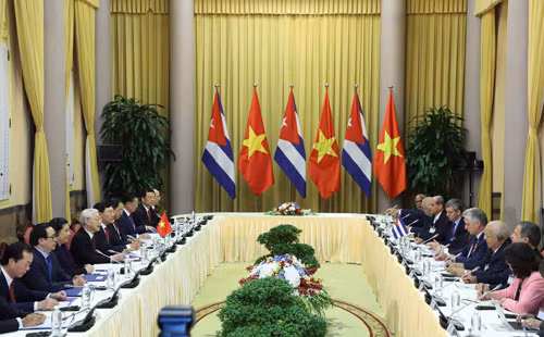 Quang cảnh cuộc hội đàm giữa Tổng Bí thư, Chủ tịch nước Nguyễn Phú Trọng và Chủ tịch Hội đồng Nhà nước và Hội đồng Bộ trưởng Cuba Miguel Diaz Canel. Ảnh: VGP Quang cảnh cuộc hội đàm giữa Tổng Bí thư, Chủ tịch nước Nguyễn Phú Trọng và Chủ tịch Hội đồng Nhà nước và Hội đồng Bộ trưởng Cuba Miguel Diaz Canel. Ảnh: VGP