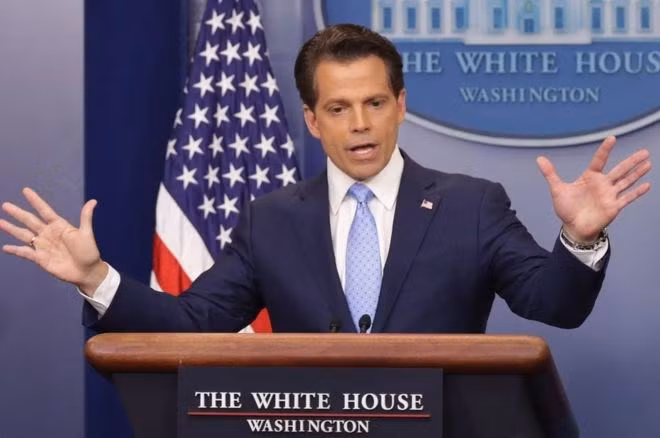 Ông Anthony Scaramucci, giờ đã là cựu Giám đốc truyền thông Nhà trắng sau 10 ngày làm việc. Ảnh Getty Ông Anthony Scaramucci, giờ đã là cựu Giám đốc truyền thông Nhà trắng sau 10 ngày làm việc. Ảnh Getty