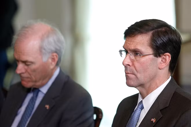 Bộ trưởng Quốc phòng Mỹ Mark Esper. Ảnh Reuters.