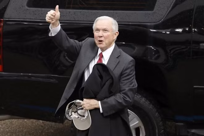 Ông Jeff Sessions. Ảnh Reuters